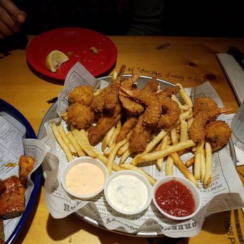 Bubba Gump Shrimp - Seafood fest- fried fish, fried shrimp, seafood hush puppies, and french fries - Seafood Near Me - Long Beach, California