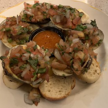 Brad's Restaurant - Buffalo clams - Seafood Near Me - Pismo Beach, California