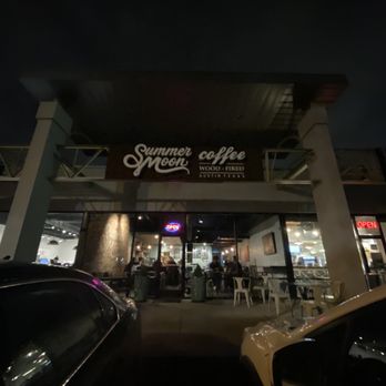 Summer Moon Coffee - Outside - Coffee & Tea Near Me - Austin, Texas Summer Moon Coffee - Outside - Coffee & Tea Near Me - Austin, Texas