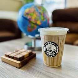 Bear and kono’s coffee shop - Cold Brew with sweet foam
