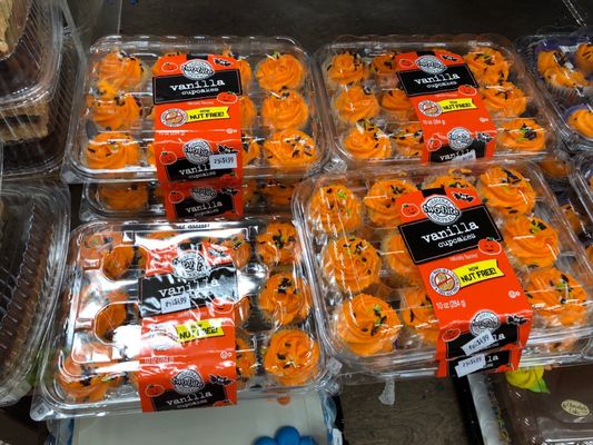 RALEY’S - Updated August 2025 - 146 Photos & 92 Reviews - 3001 Travis ...