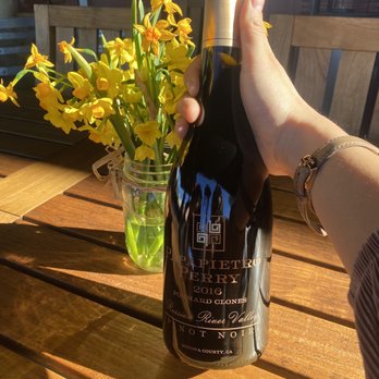 Papapietro Perry Winery - 2016 Pommard Clones - Wineries Near Me - Healdsburg, California Papapietro Perry Winery - 2016 Pommard Clones - Wineries Near Me - Healdsburg, California