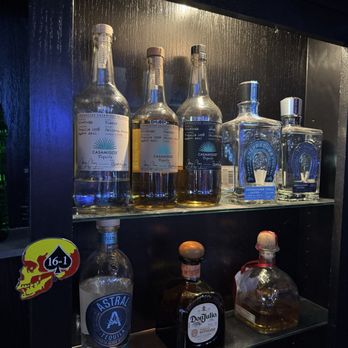 End Zone Lounge - Tequila - Sports Bars Near Me - Omaha, Nebraska