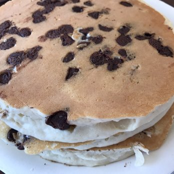Pancakes & Waffles - Chocolate chip pancakes - Breakfast & Brunch Near Me - Honolulu, Hawaii Pancakes & Waffles - Chocolate chip pancakes - Breakfast & Brunch Near Me - Honolulu, Hawaii
