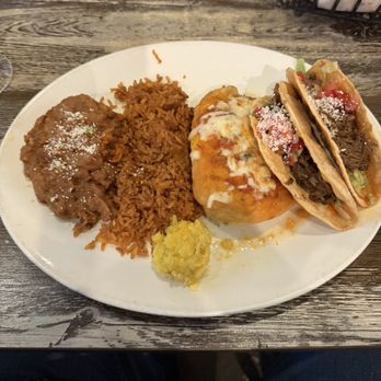 Chevys - 2 taco combo plate with rice and beans. - Mexican Near Me - Fairfield, California Chevys - 2 taco combo plate with rice and beans. - Mexican Near Me - Fairfield, California