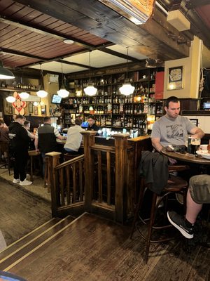 The Old Storehouse Bar and Restaurant by null