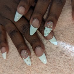 Nail Flavor - Gel x extension with hand painted french tip