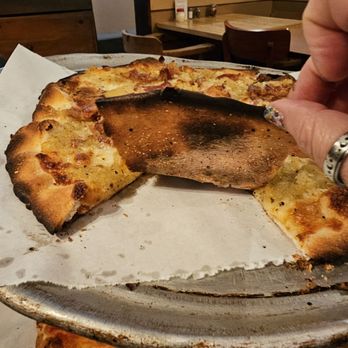 Roseland Apizza - Thin crust - Pizza Near Me - Derby, Connecticut