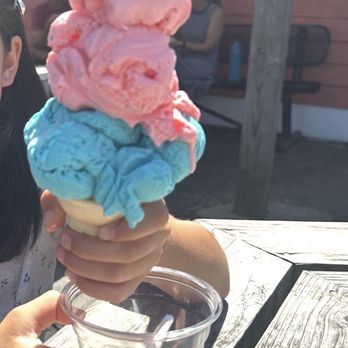 Norm’s Ice Cream - SMALL - Ice Cream & Frozen Yogurt Near Me - Grand Haven, Michigan Norm’s Ice Cream - SMALL - Ice Cream & Frozen Yogurt Near Me - Grand Haven, Michigan