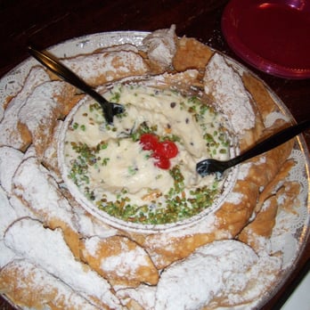 Il Giardino Del Dolce - Cannoli Dip - Bakeries Near Me - Chicago, Illinois Il Giardino Del Dolce - Cannoli Dip - Bakeries Near Me - Chicago, Illinois