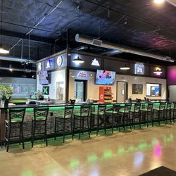 X-Golf Beaverton - Bar seating