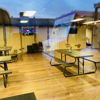 Livi's Taqueria - Indoor dining area - Food Trucks Near Me - Tigard, Oregon Livi's Taqueria - Indoor dining area - Food Trucks Near Me - Tigard, Oregon