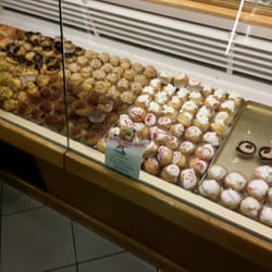 Croissant D'Or - Pasticceria mignon 21 euro al kilo