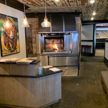 Grizzly's Grill - the kitchen - American Near Me - Waite Park, Minnesota