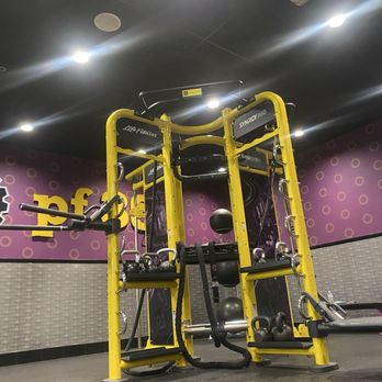 Planet Fitness - Side room - Gyms Near Me - Phoenix, Arizona Planet Fitness - Side room - Gyms Near Me - Phoenix, Arizona