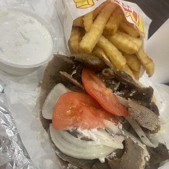 Baby BBQ Fire - Gyro Sandwich Combo pretty damn good - Pizza Near Me - Berwyn, Illinois