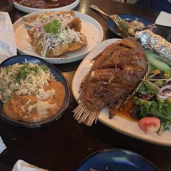 Mariscos Choix - Empanadas Gobernador & Mojarra Al Mojo De Ajo - Seafood Near Me - Downey, California Mariscos Choix - Empanadas Gobernador & Mojarra Al Mojo De Ajo - Seafood Near Me - Downey, California