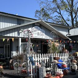 user provided Pipe Creek Mercantile photo