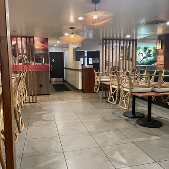 Max's Restaurant - Filipino Near Me - Las Vegas, Nevada Max's Restaurant - Filipino Near Me - Las Vegas, Nevada