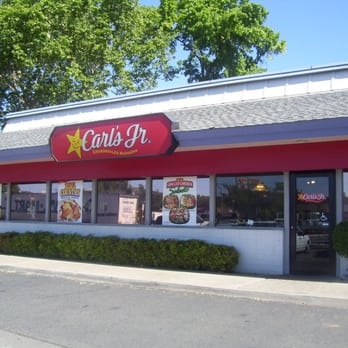 Carl's Jr - Fast Food Near Me - Marysville, California