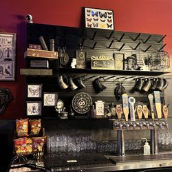The Poisoned Apple - Bar