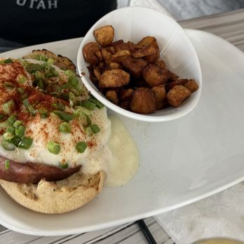 Another Broken Egg Cafe - Eggs Benedict with Fresh Country Potatoes - American Near Me - Columbus, Ohio