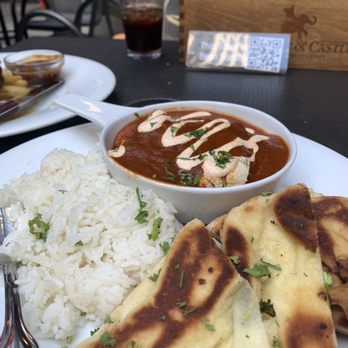 Elephant & Castle - Butter chicken - British Near Me - Seattle, Washington