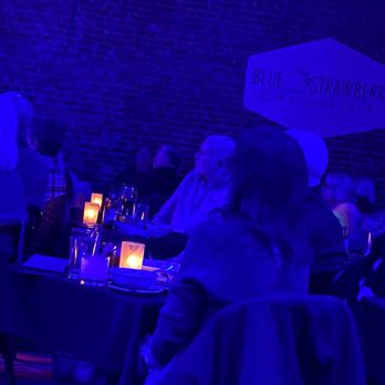 BLUE STRAWBERRY - Updated March 2025 - 58 Photos & 52 Reviews - 364 N ...