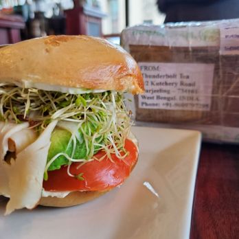 Berry Pike - Turkey bagel with cream cheese, avocado, tomato and sprouts - Cafes Near Me - Evanston, Illinois