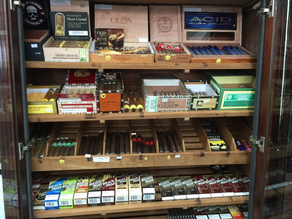 MR SMOKE SHOP Updated October 2024 15 Reviews 4640 Paradise Rd