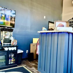 Fairway Automotive - Office and waiting area