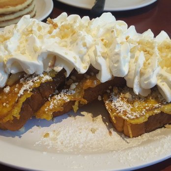Eggs 'n Things - Waikiki Beach Eggspress - Sweet breas french toast with apple cinnamon and mac nut whip.cream! - Breakfast & Brunch Near Me - Honolulu, Hawaii