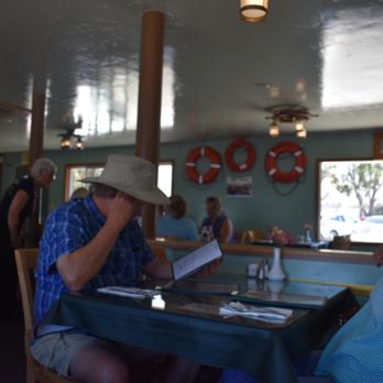 Tognazzini's Dockside - Restaurant Interior - Seafood Near Me - Morro Bay, California Tognazzini's Dockside - Restaurant Interior - Seafood Near Me - Morro Bay, California