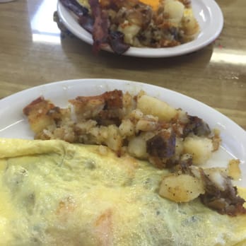 Bobo's Restaurant - Filling - Breakfast & Brunch Near Me - Tucson, Arizona Bobo's Restaurant - Filling - Breakfast & Brunch Near Me - Tucson, Arizona