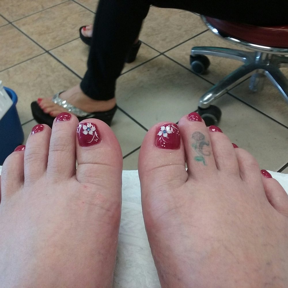 VS Nails & Spa - Basic spa package with callous remover and design. - Nail Salons Near Me - Avondale, Arizona VS Nails & Spa - Basic spa package with callous remover and design. - Nail Salons Near Me - Avondale, Arizona