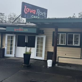 Volcano's Lava Rock Cafe - Breakfast & Brunch Near Me - Volcano, Hawaii
