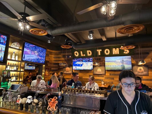 Old Tom's Sports Bar Kendall by null