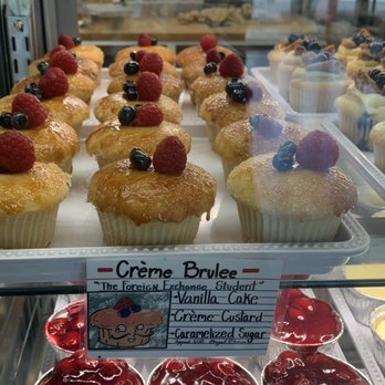 Molly's Cupcakes - Creme brûlée - Cupcakes Near Me - Chicago, Illinois Molly's Cupcakes - Creme brûlée - Cupcakes Near Me - Chicago, Illinois