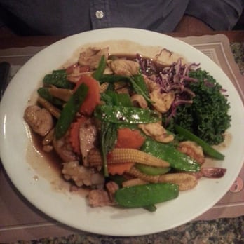 Thailand Restaurant - Chicken and mixed veggies! - Thai Near Me - Clark, New Jersey Thailand Restaurant - Chicken and mixed veggies! - Thai Near Me - Clark, New Jersey