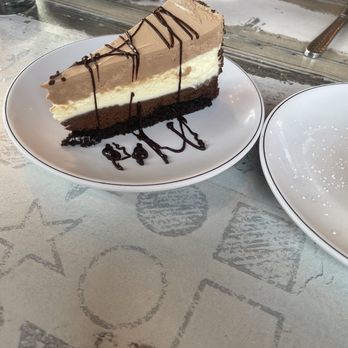 Da Vinci - Triple Chocolate Mousse Cake - Pizza Near Me - Bloomington, Indiana Da Vinci - Triple Chocolate Mousse Cake - Pizza Near Me - Bloomington, Indiana