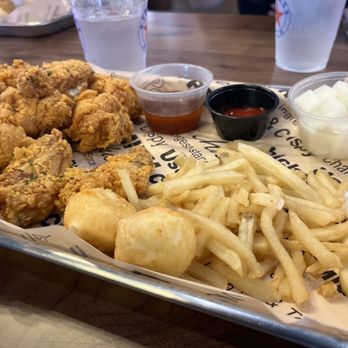 Pelicana Chicken - Chicken set - Chicken Wings Near Me - Carrollton, Texas