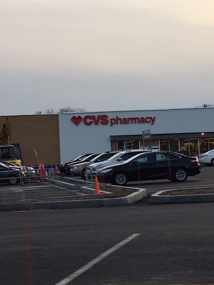 NORWOOD PLAZA Updated August 2024 17 Photos 134 Nahatan St, Norwood, Massachusetts