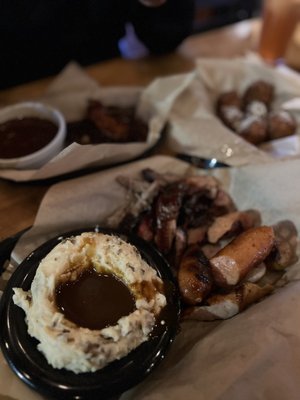 BBQ House Bar & Grill by null