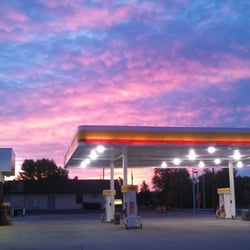 Berlin Oil Products Inc-Service Station - Beautiful Mornings start at Shell On Broadway and On Broadway Pizza