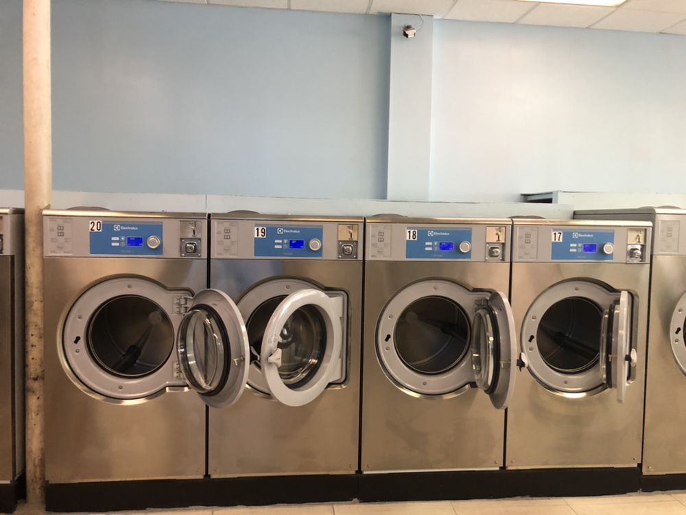 NORMANDY MALL COIN LAUNDRY 10 Photos 5239 Normandy Blvd