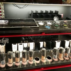 SEPHORA - Bare displays and gross samples.