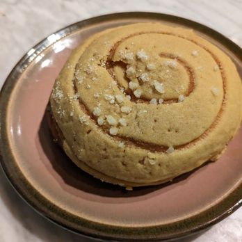 Bake Sum - Pineapple milk bun - Desserts Near Me - Oakland, California