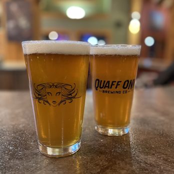 Big Woods Speedway - Quaff IPA - Burgers Near Me - Speedway, Indiana