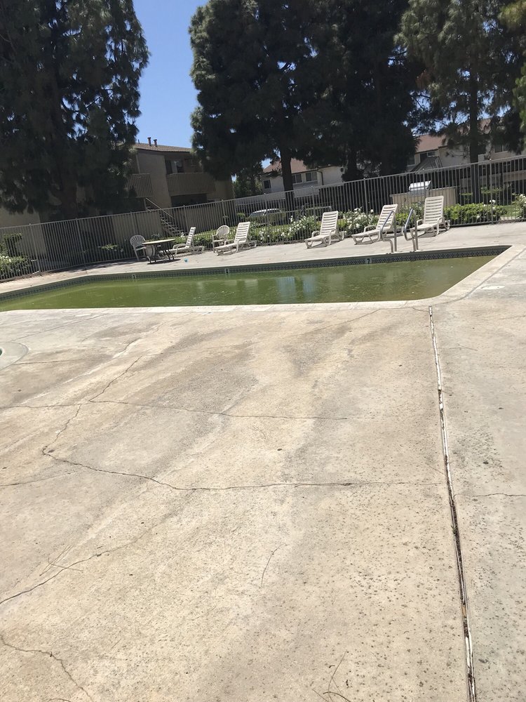 EL ADOBE APARTMENTS 14 Reviews Apartments 4821 Durfee Ave, Pico