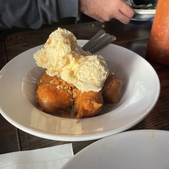 Chanpen Thai Cuisine - Fried Banana with Ice Cream - Thai Near Me - Phoenix, Arizona Chanpen Thai Cuisine - Fried Banana with Ice Cream - Thai Near Me - Phoenix, Arizona